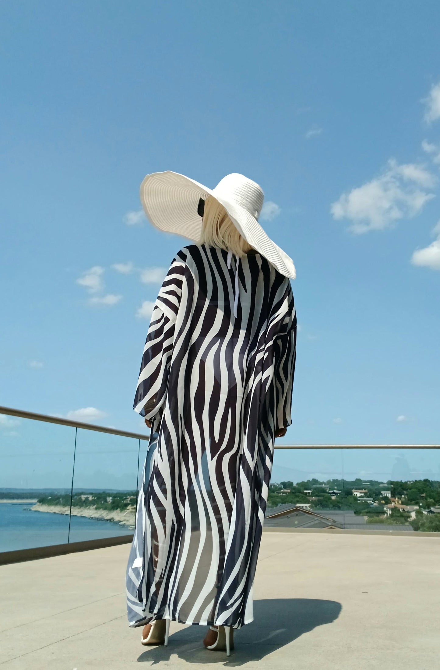 ZEBRA JEBRA KIMONO