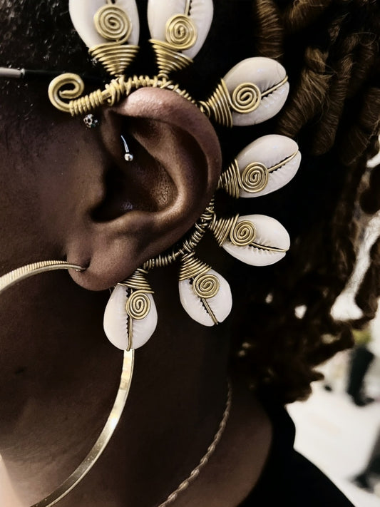 NYARUA EAR CUFF